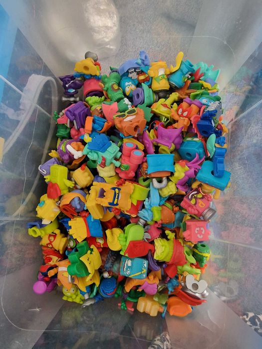 Zings 150szt i pojazdy i robot