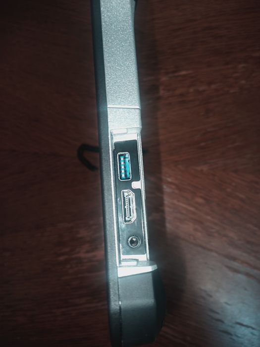 Продам тактичний планшет Панасонік ToughPad FZ-G1