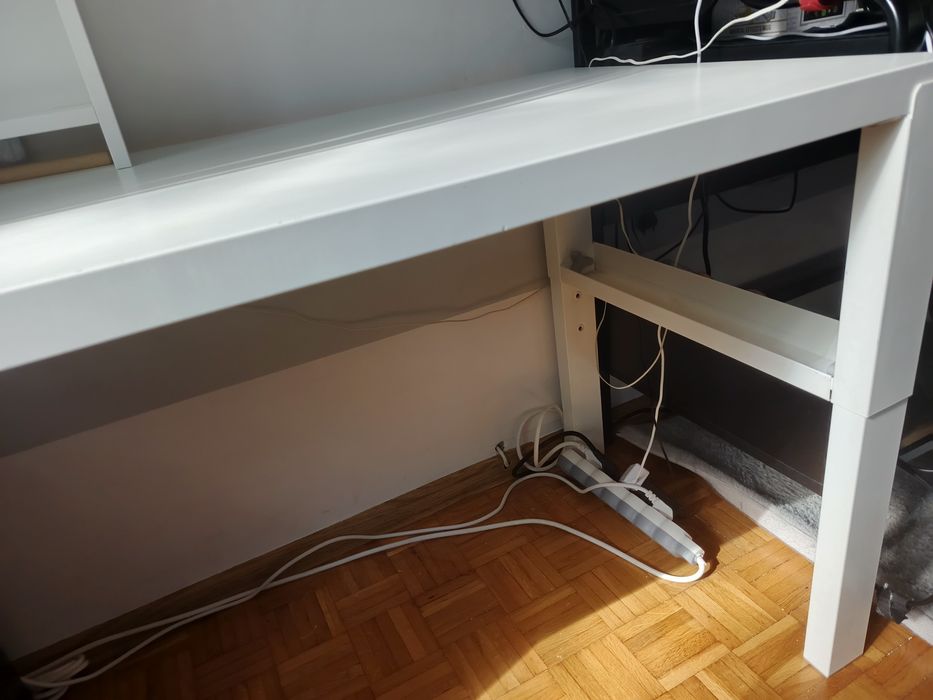 Biurko IKEA rosnące wraz z dzieckiem