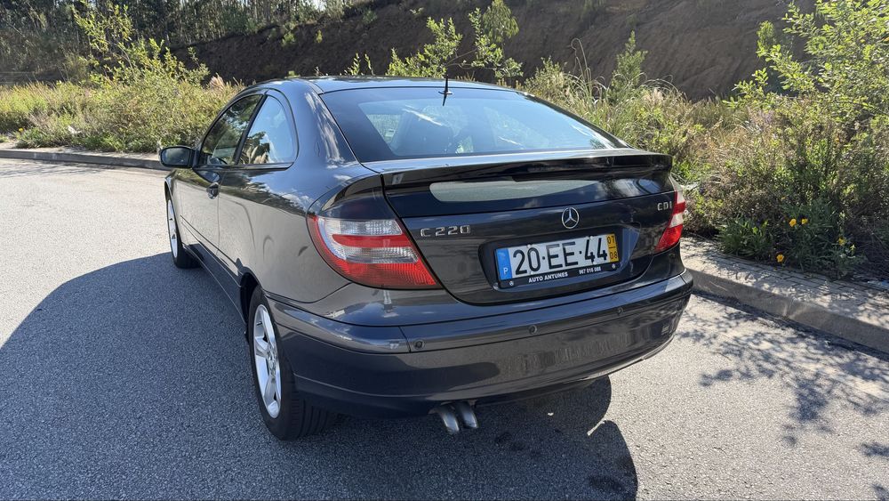 Mercedes C220cdi Sportcoupe — photo 3