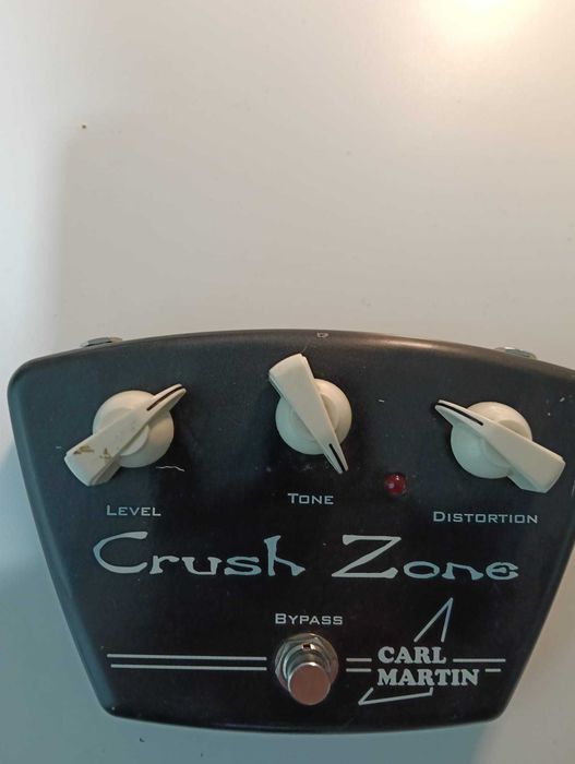 Pedal de guitarra Carl Martin Crush Zone