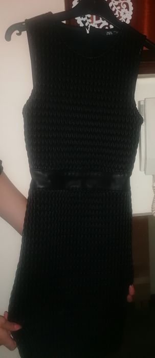 Vestido preto Zara em napa Novo