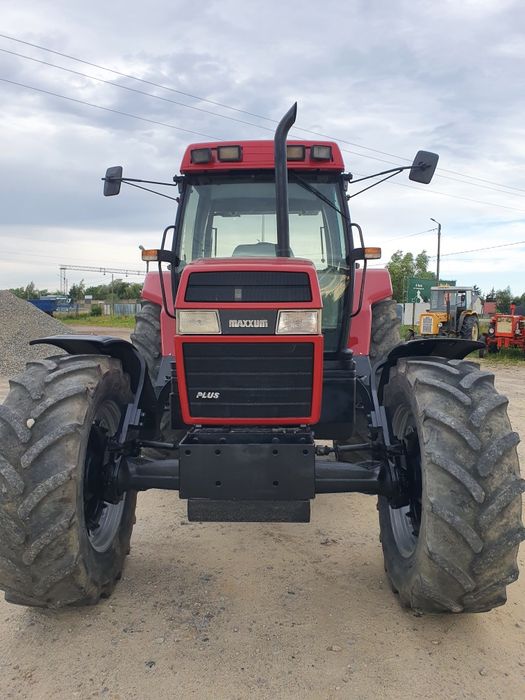 Traktor Case 5130 Maxxtrac