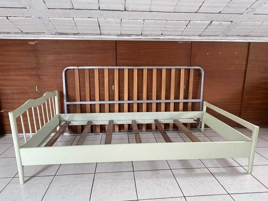 Cama de solteiro mais estrado