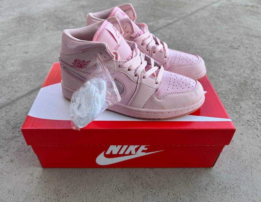 Нові кросівки Nike Air Jordan 1 / 38-41 розміри