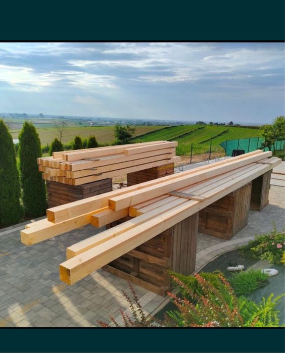 Wiezba dachowa, kantowka sucha strugana, deski