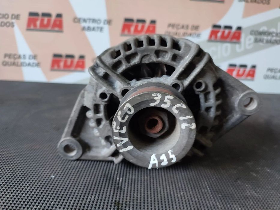 A25ALTERNADORIVECO35C12de2003,110A