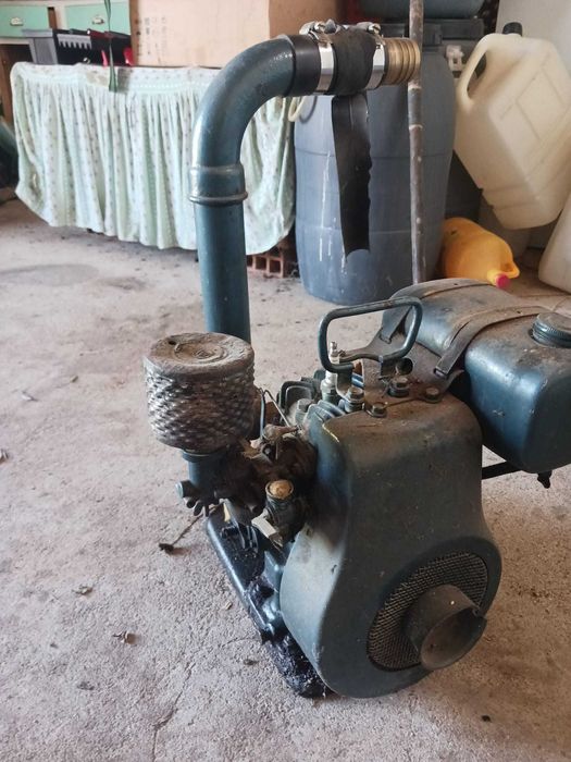 Bomba de água em bom estado