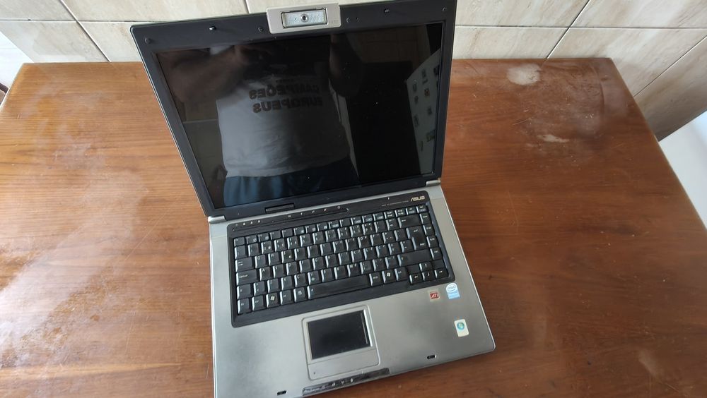 Portátil ASUS F5v