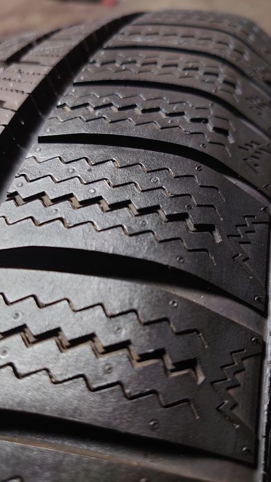 Пара зимних шин Zeetex WH1000 SUV 235/55 r18 235 55 18