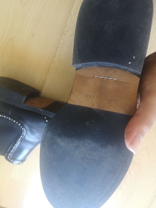 Botins Zara com tachas