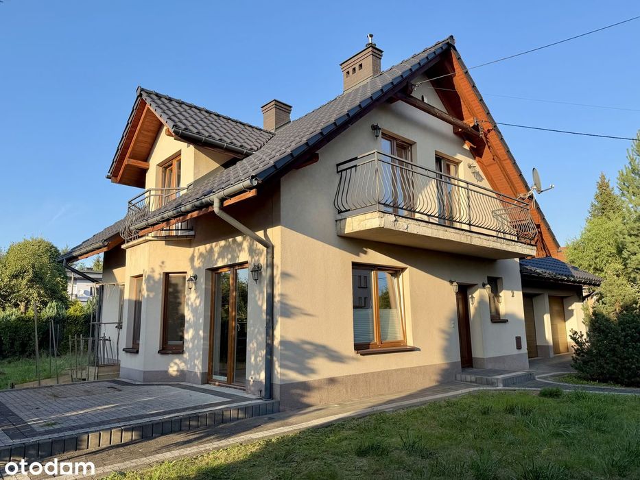 Dom na sprzedaż w Kętach – blisko centrum, spokojna okolica
