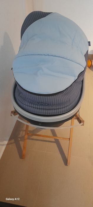 Alcofa "CHICCO" mais suporte