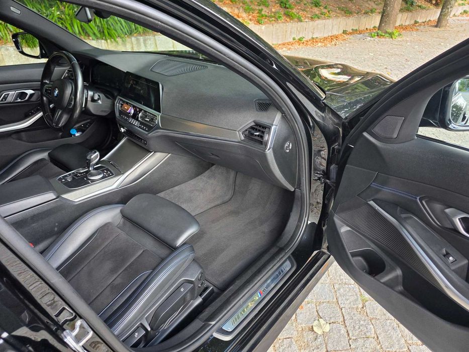 BMW 330e xDrive Touring M Sport