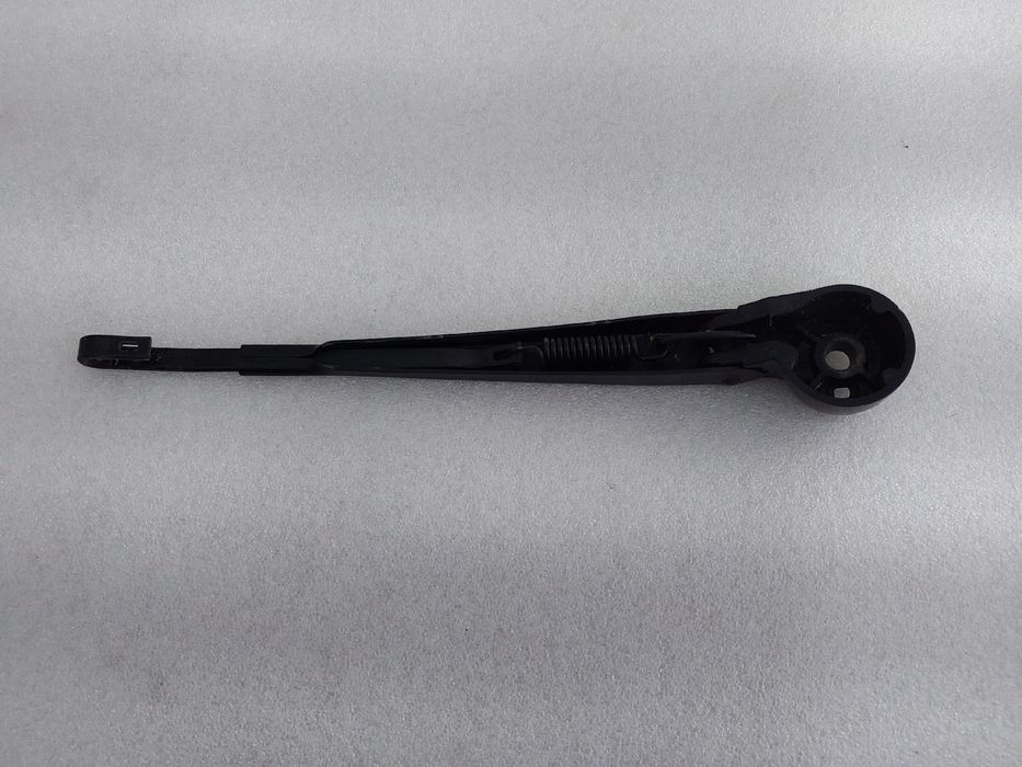 Haste / braço de escova limpa vidros trás AUDI A3 (8L1)