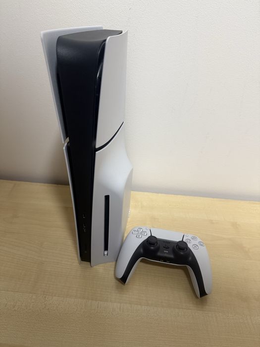 Konsola Ps5 1TB 1 pad
