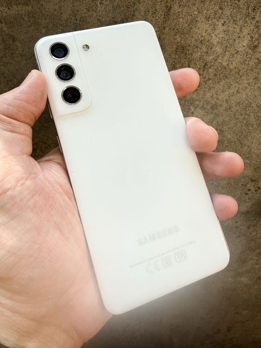 Samsung S21fe 256gb на запчастини