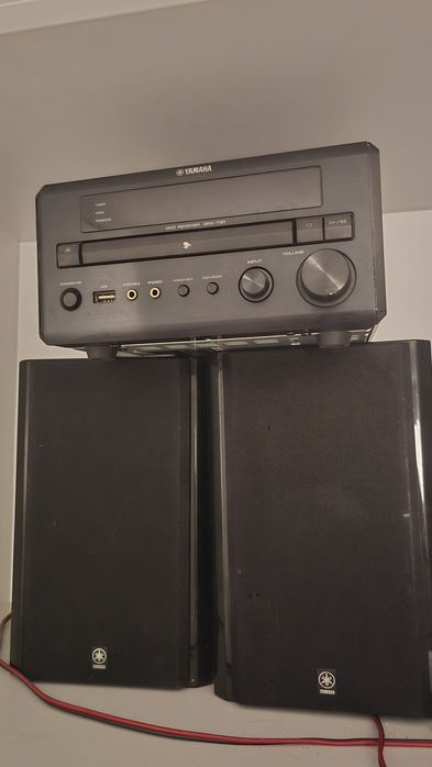 Yamaha drx730 w komplecie z pilotem i kolumnami nx-e700