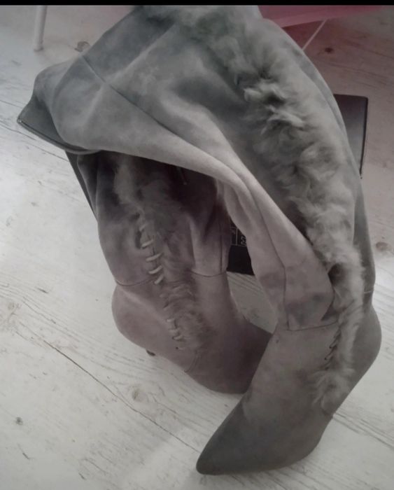 Kozaki damskie długie na szpilce