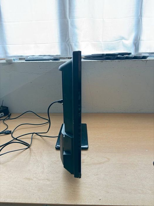 Телевізор Dual 32″ LED / T2 / HDMI