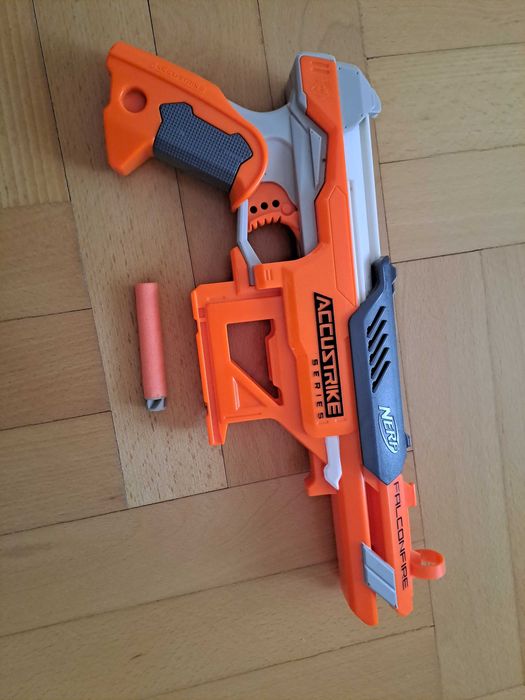 Pistolet zabawka nerf