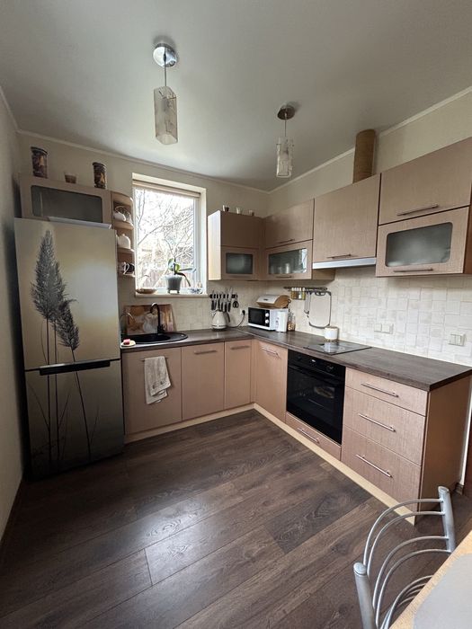 Будинок з ремонтом у Бучі.Гараж+альтанка. 6 соток