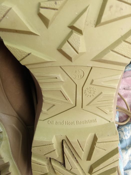 Ботинки нові, зимові