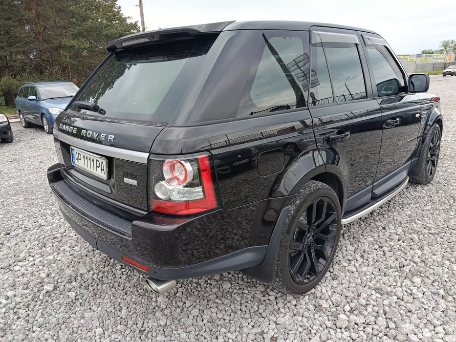 Range Rover Sport 2012 года 3.0 турбодизель полная комплектация в идеальном состоянии