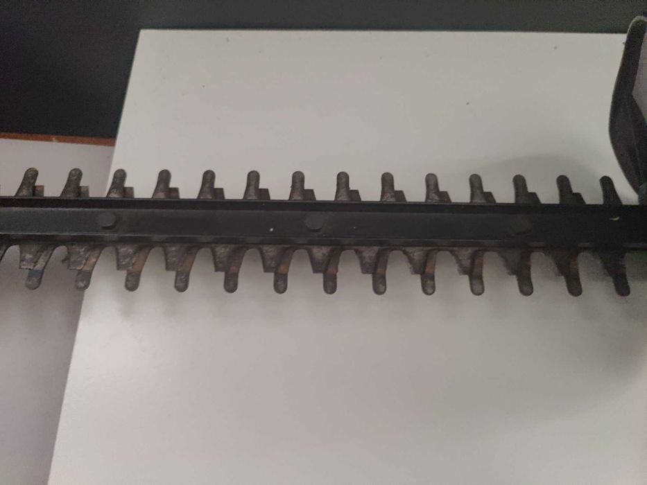 maquina cortar arbustos com bateria parkside