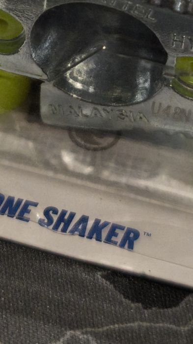 Hot Wheels Cone Shaker (TH)