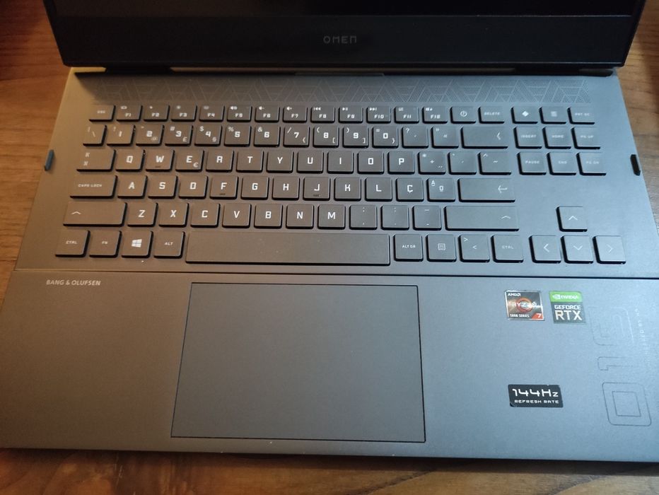 Computador HP omen 16
