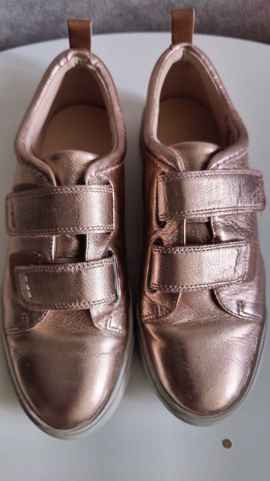 Оригінальні шкіряні кеди Clarks, жіночі. Розмір 37. Вживані.