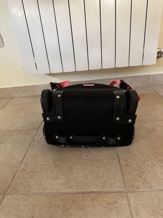 Mochila e troley - 2 em um e lancheira