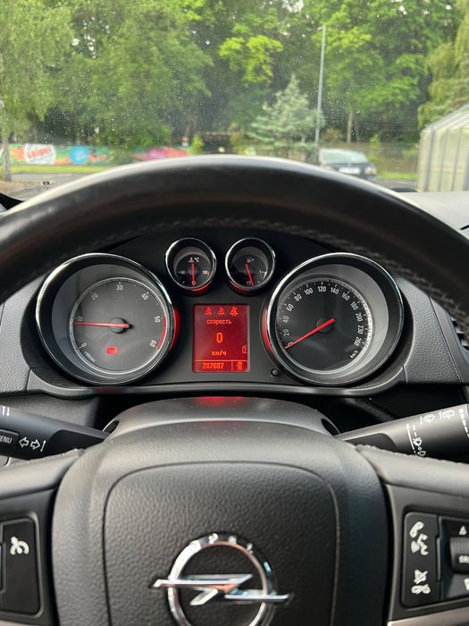 Opel iinsignia 2.0