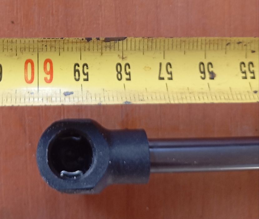 Газовый упор , амартизатор