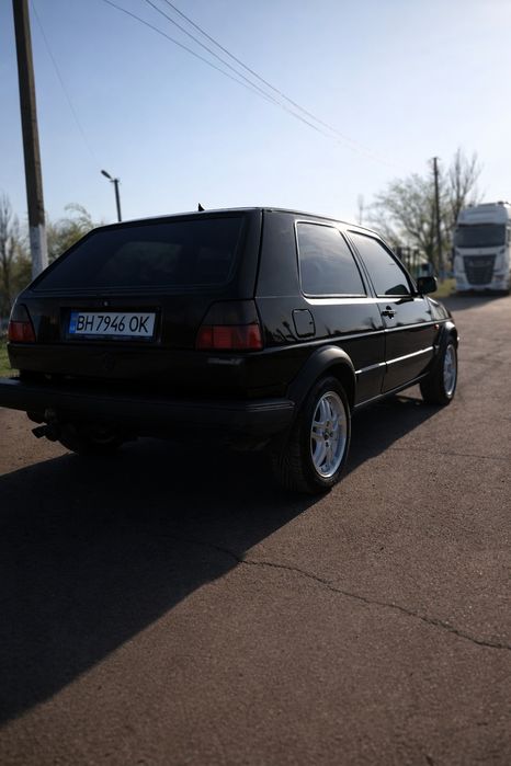 Volkswagen Golf 2