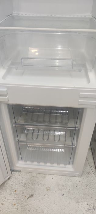 Lodówka Bosch wysokość 177cm