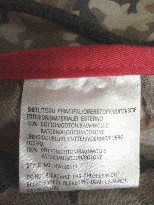 Оригинальньный добротный котоновый плащ - куртка