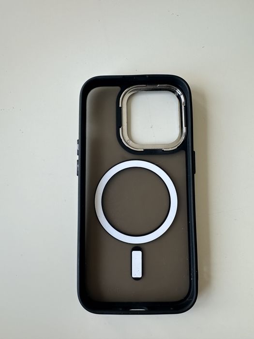 Etui magsafe iphone 15 pro