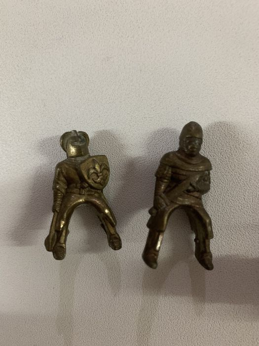 Guerreiros Kinder Surpresa Cavaleiros Reis