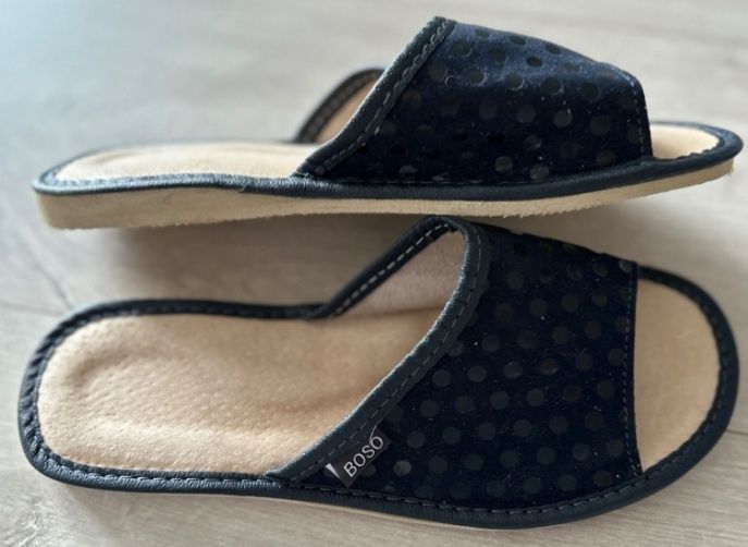 Kapcie r. 36 nowe