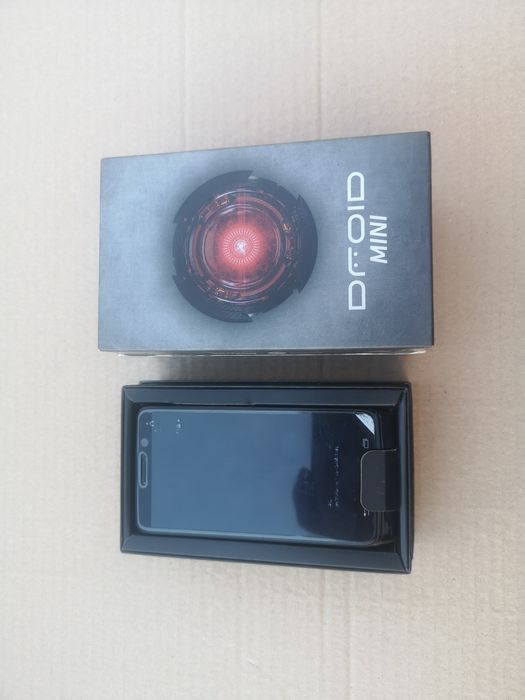 Телефон Motorola Droid Mini XT1030