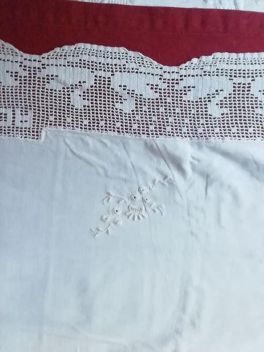 Lençol de criança, com defeito