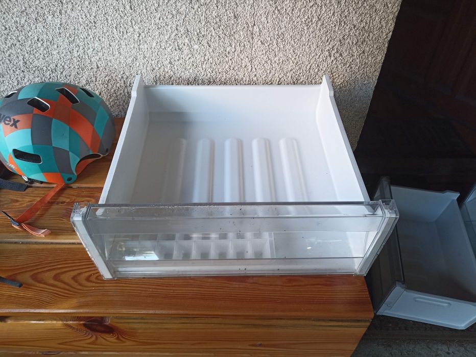 Lodówka Indesit części półki