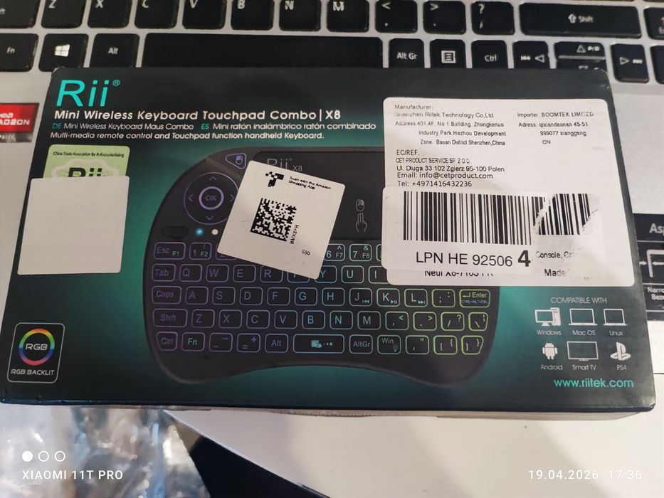 Pilot Smart klawiatura touchpadem