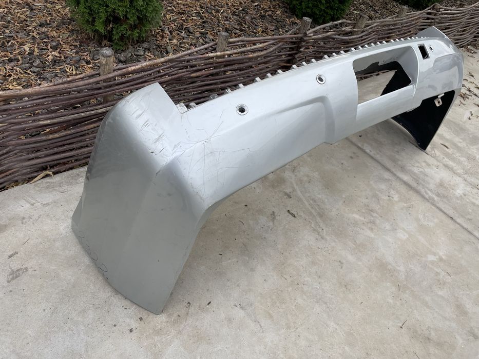 Задній бампер  Cadillac Escalade 2006-2014