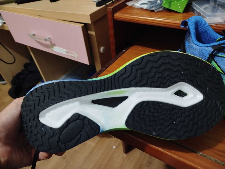 Sapatilhas 44 NOVAS Running corrida caminhada Sola alta amortecimento