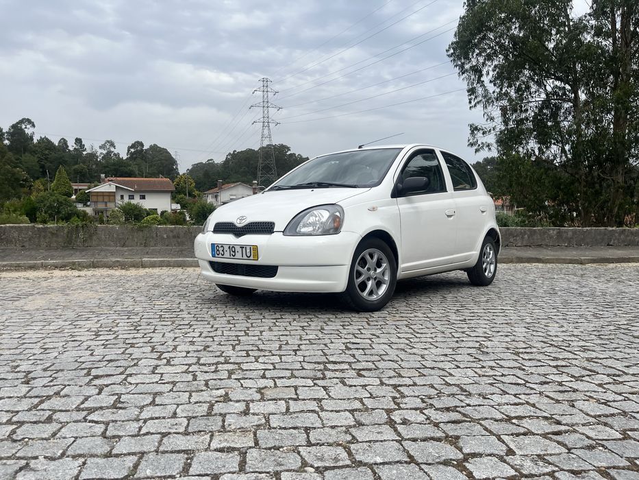 Toyota  yaris 1.0