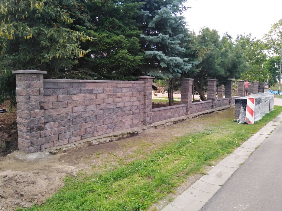 kostka brukowa oraz płoty modułowe