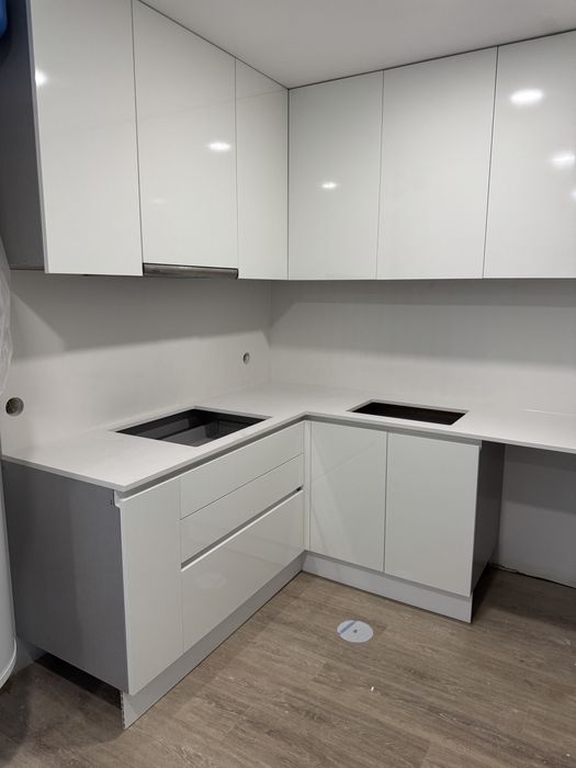 Apartamentos T2 com varanda em fase final de construção para arrendar